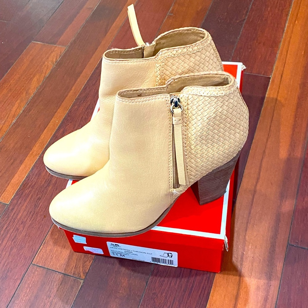 Coach Peach Booties